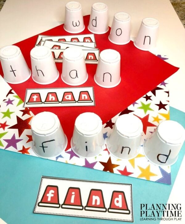 Kindergarten Sight Words Activities and Printables - Spelling Sight Words Game #sightwords #kindergartenworksheets #kindergartensightwords #planningplaytime